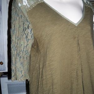 💋3/$15 Meadow Rue Olive Lace Blouse M
